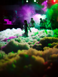 38C9FD2B BD7E 44E8 A34E E44844272832 1685635973 UV Glow Foam Party